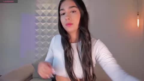 Snapshot of veronicablue1 chatting on 09.14.25 Vero online show from 09.14.25