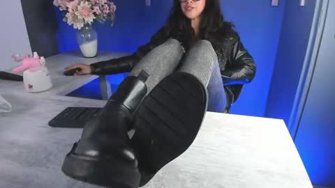 Veronica online show from 05.06.26