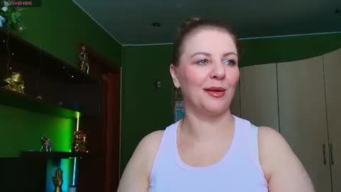 Snapshot of veronikawgold chatting on 07.18.26 VeronikawGold online show from 07.18.26