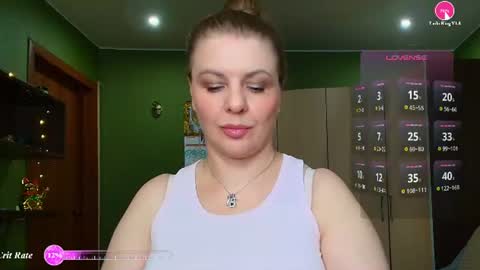 Snapshot of veronikawgold chatting on 08.06.26 VeronikawGold online show from 08.06.26