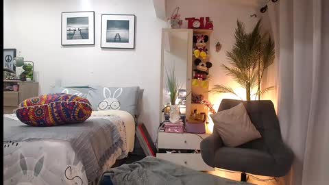 Snapshot of veronnika_hill chatting on 01.25.25 veronica online show from 01.25.25