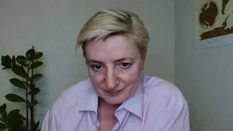 Snapshot of verony_ chatting on 03.06.25 verony_ online show from 03.06.25