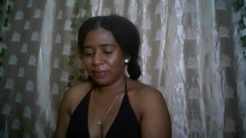 Snapshot of verronique1511 chatting on 06.07.26 verronique1511 online show from 06.07.26
