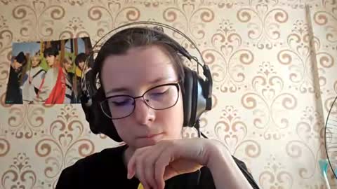versieskains online show from 08.03.26