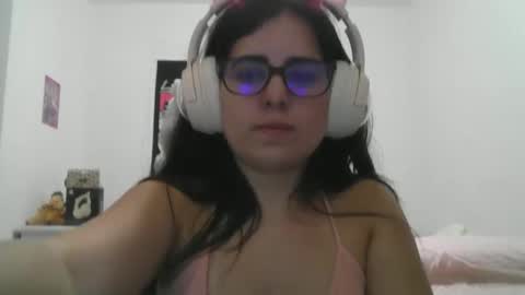 Snapshot of veruca99 chatting on 11.28.25 veruca99 online show from 11.28.25