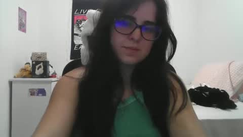 Snapshot of veruca99 chatting on 11.29.25 veruca99 online show from 11.29.25