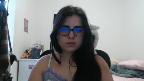 Snapshot of veruca99 chatting on 12.22.25 veruca99 online show from 12.22.25