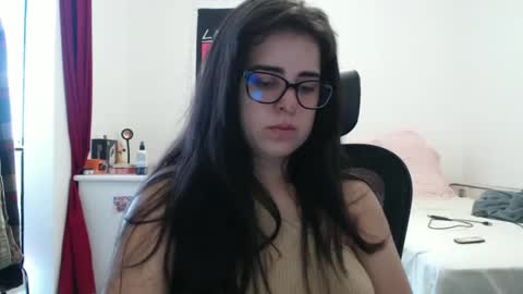 Snapshot of veruca99 chatting on 04.07.26 veruca99 online show from 04.07.26