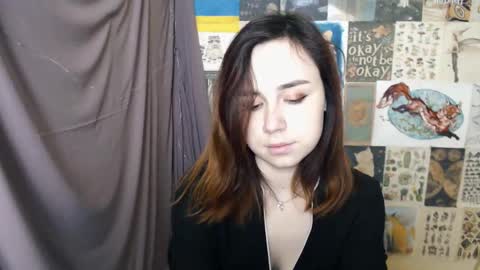 Snapshot of veryveryvery_shy chatting on 12.10.24 veryveryvery_shy online show from 12.10.24