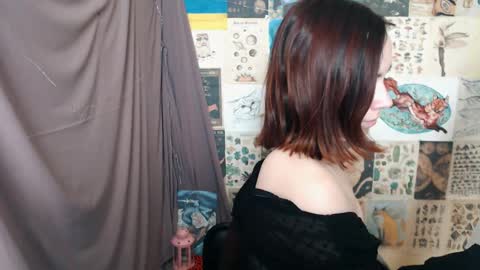 Snapshot of veryveryvery_shy chatting on 01.29.25 veryveryvery_shy online show from 01.29.25