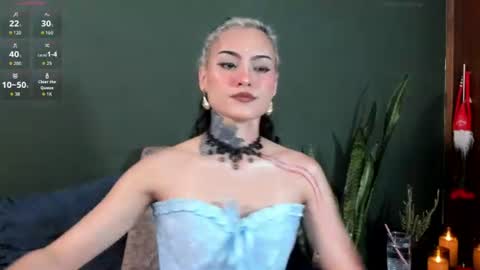 Snapshot of vesiagomez chatting on 06.20.26 natalia gomez online show from 06.20.26