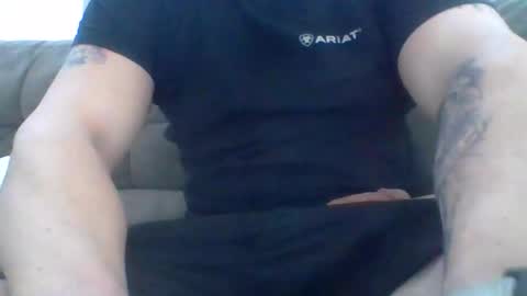 Snapshot of veteranhardcock1 chatting on 03.14.26 veteranhardcock1 online show from 03.14.26