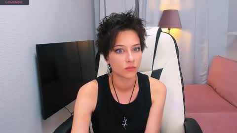 Via online show from 09.11.25