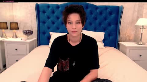 Via online show from 10.04.25