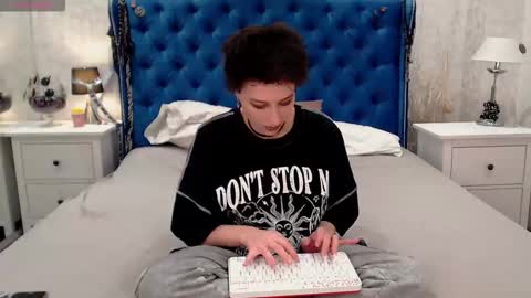 Via online show from 03.02.26