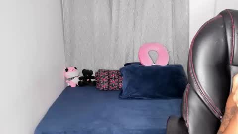 Snapshot of vianka_millerxxx chatting on 11.11.25 Vianka online show from 11.11.25