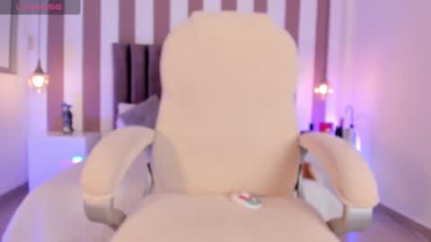 Ariana  online show from 10.01.25