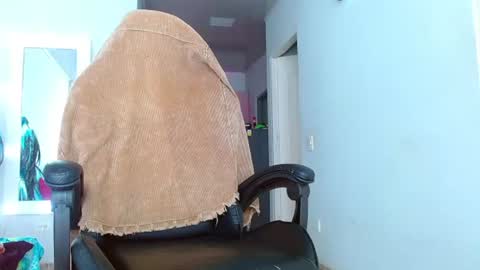 Ariana  online show from 06.25.26