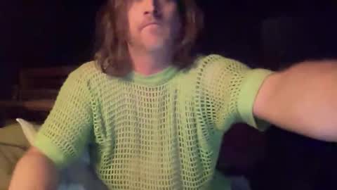 Snapshot of vibrantwhimsy chatting on 12.01.25 vibrantwhimsy online show from 12.01.25