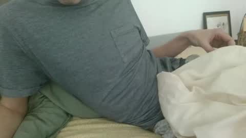 Snapshot of vic4tens18 chatting on 12.17.24 vic4tens online show from 12.17.24