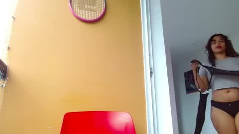 Vicky  online show from 04.19.26