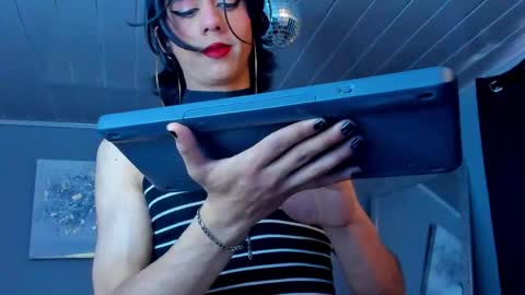  Vicky  online show from 05.01.26
