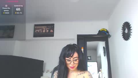 Vicky  online show from 03.18.26