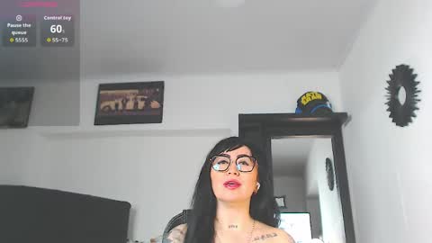 Vicky  online show from 04.02.26