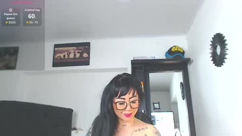 Vicky  online show from 04.28.26