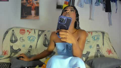 Snapshot of vicky_hotteei chatting on 02.08.25 vicky manuela online show from 02.08.25