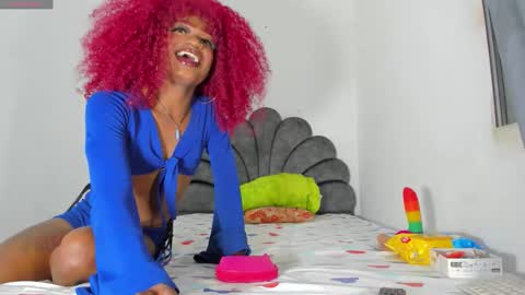 Snapshot of vicky_hotteei chatting on 11.27.25 vicky manuela online show from 11.27.25