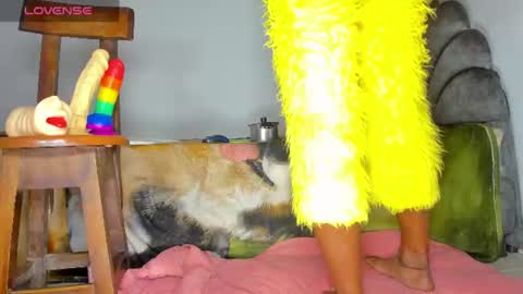 vicky manuela online show from 06.25.26