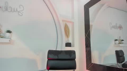 Snapshot of vicky_hottman chatting on 12.02.25 vicky_hottman online show from 12.02.25