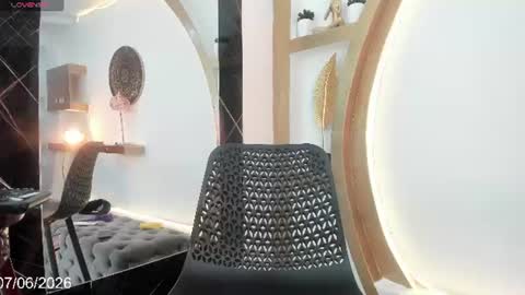 vicky_hottman online show from 06.10.26