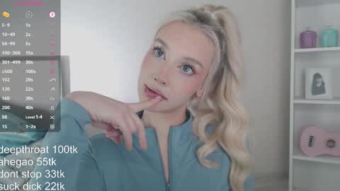 vickyfuckingdoll online show from 12.03.25