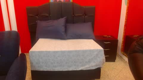 Vicky online show from 01.07.25