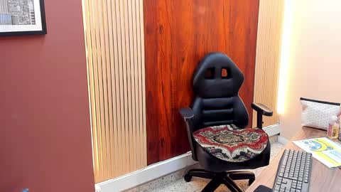 Vicky online show from 02.06.25