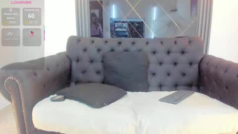 Snapshot of vickyjohnson1 chatting on 01.11.26 Vicky online show from 01.11.26