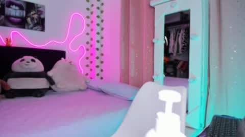 VICTORIA 3 online show from 10.10.25