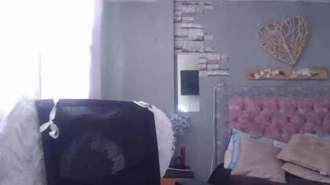 Snapshot of victoria25_meester chatting on 12.14.24 Hi guys   Im victoria  Be the one who can control me in PVT online show from 12.14.24