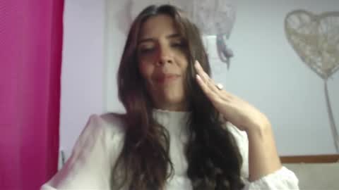 Snapshot of victoria25_meester chatting on 01.22.25 Hi guys   Im victoria  Be the one who can control me in PVT online show from 01.22.25