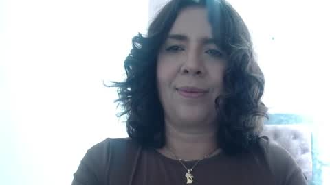 Snapshot of victoria25_meester chatting on 06.23.26 Hi guys Im victoria Be the one who can control me in PVT online show from 06.23.26