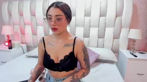 victoria__lee_ online show from 07.26.26
