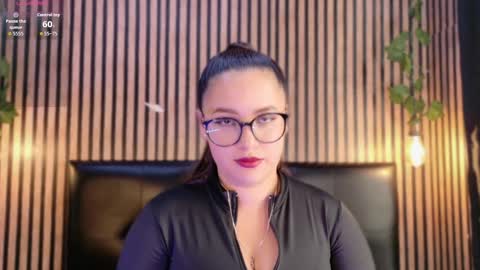 victorira online show from 10.03.25