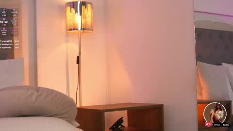 Snapshot of victoria__rossi chatting on 03.11.25 online show from 03.11.25