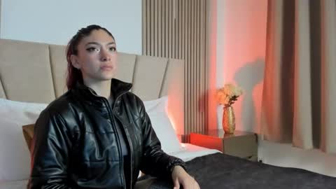 VIC online show from 11.11.25