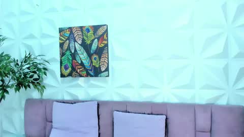 Victoria online show from 02.14.25