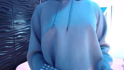 Victoria online show from 09.19.25