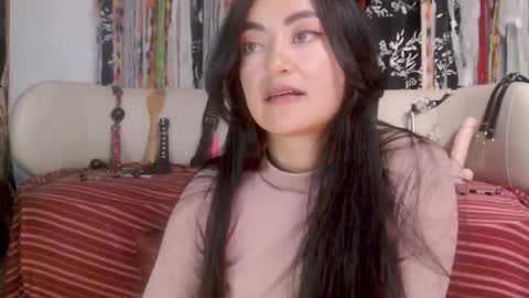 Snapshot of victoria_hh chatting on 09.09.25 Victoria online show from 09.09.25