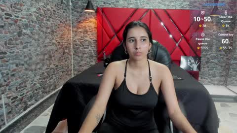 Victoria Houston  online show from 02.09.25